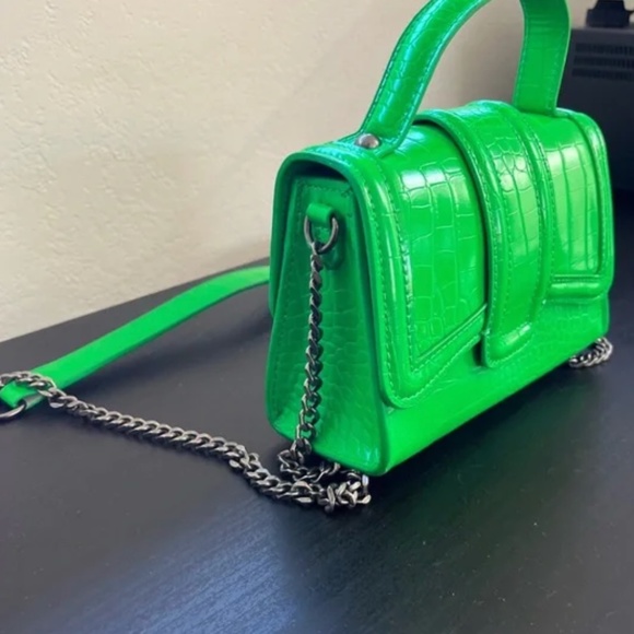 Zara bright green mini City Bag - Picture 2 of 9